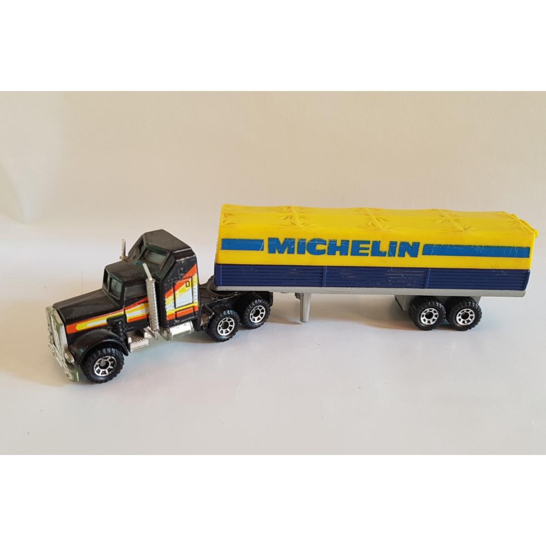 Obrázek pro Matchbox Kenworth Aerodyne r. 1983